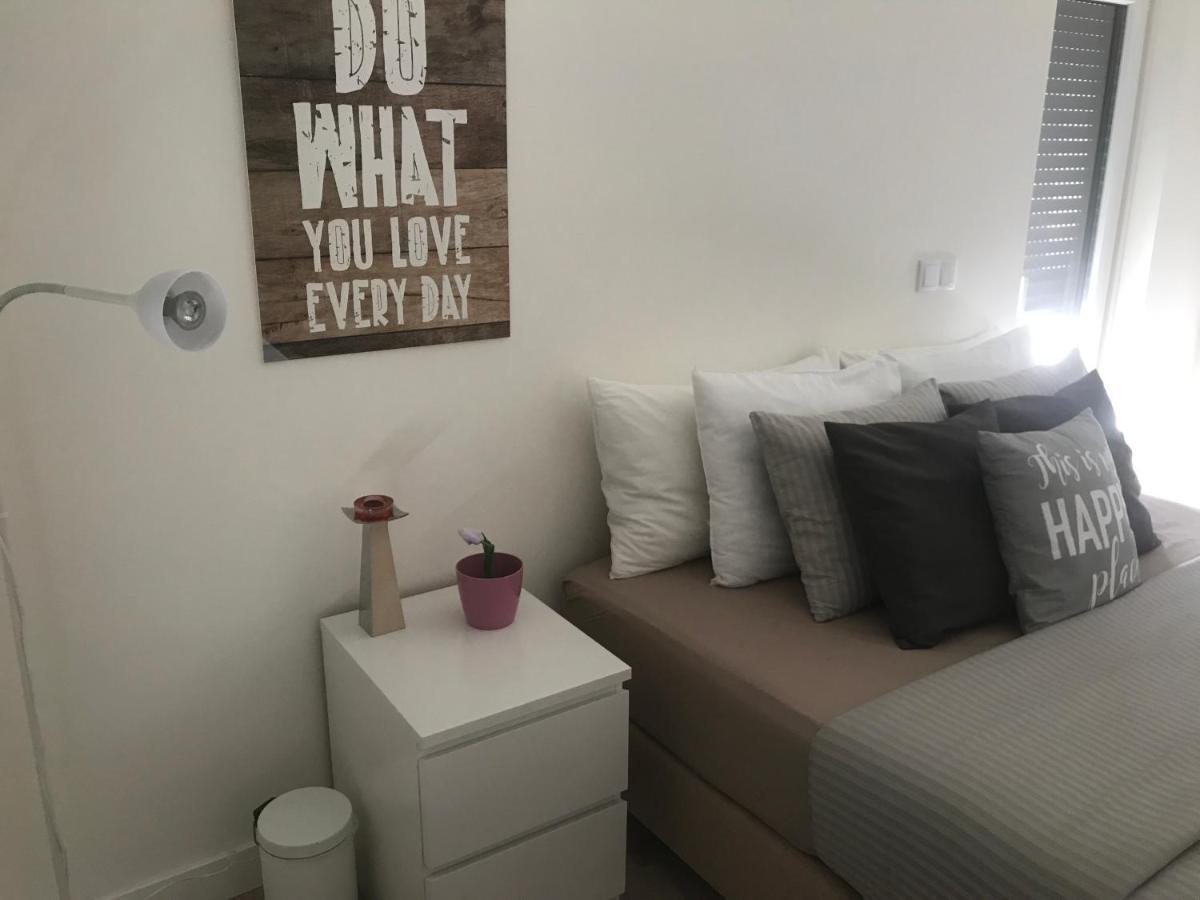 Modern Double Room With Private Balcony Montijo Exteriör bild