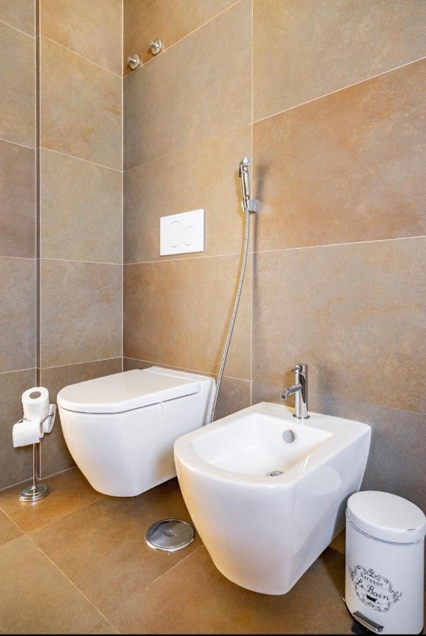 Modern Double Room With Private Balcony Montijo Exteriör bild